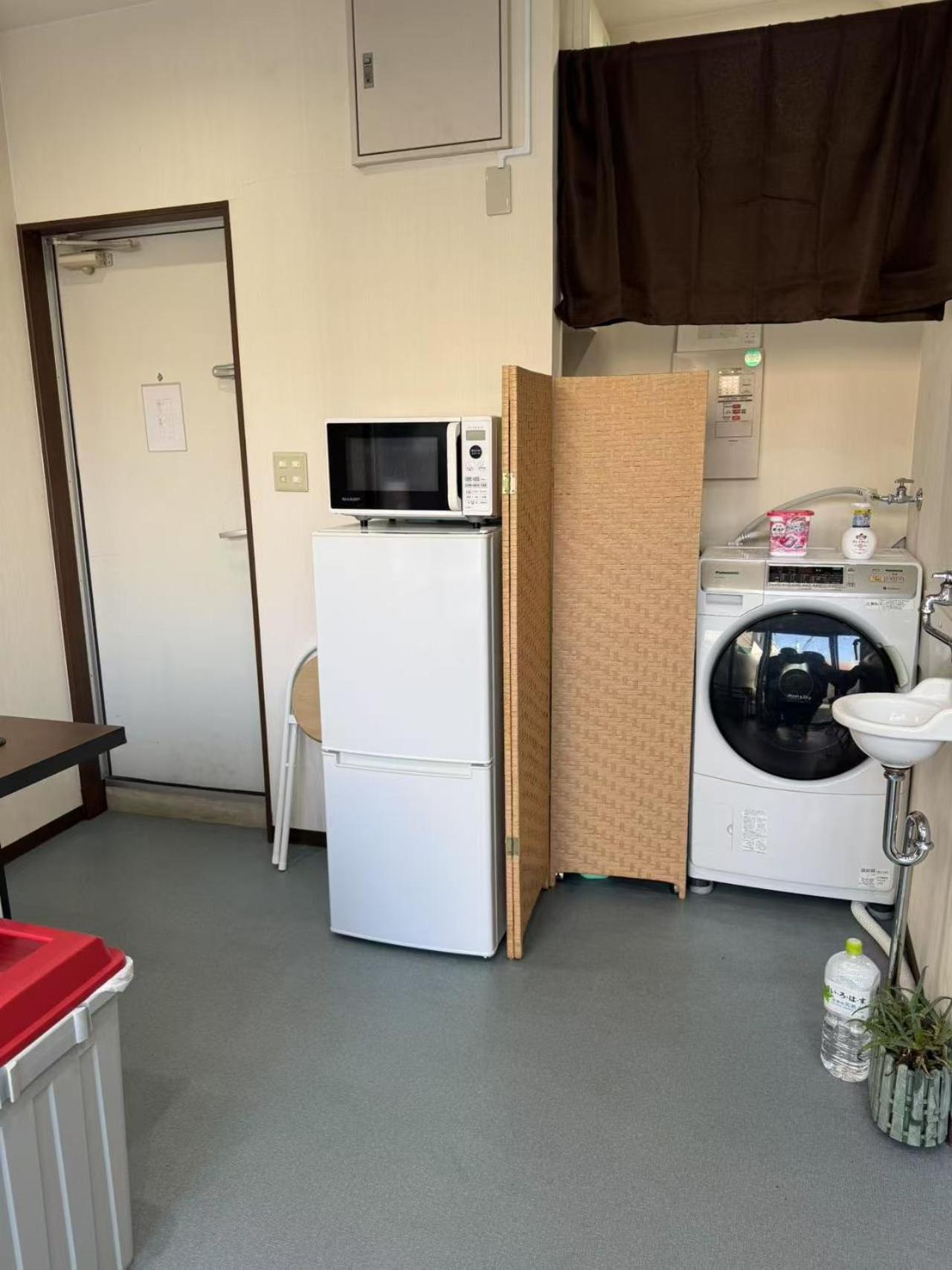 אוסקה ホステル今鶴 四人部屋 302号室 מראה חיצוני תמונה